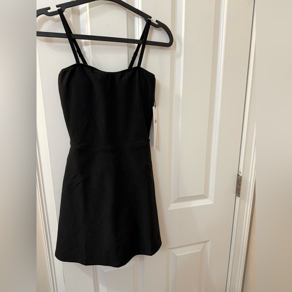 NWT ALO Yoga Alosoft Courtside Mini Dress in Black size XS - Picture 4 of 8